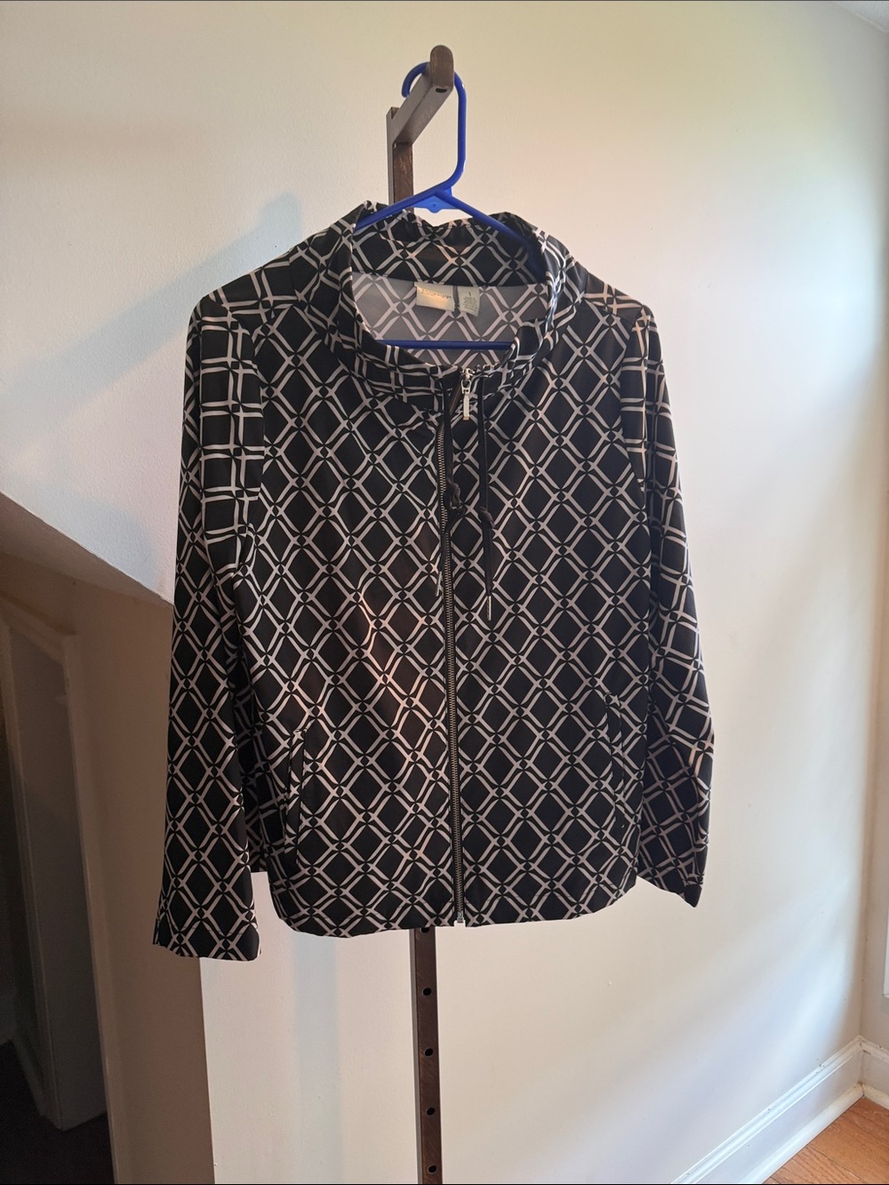 Chico’s Black & White Geometric Zip-Front Women's Jacket